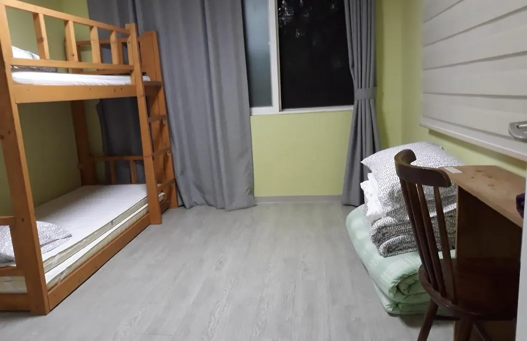 Hans House-1