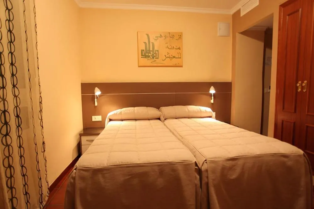 Hostal Zurbaran-1