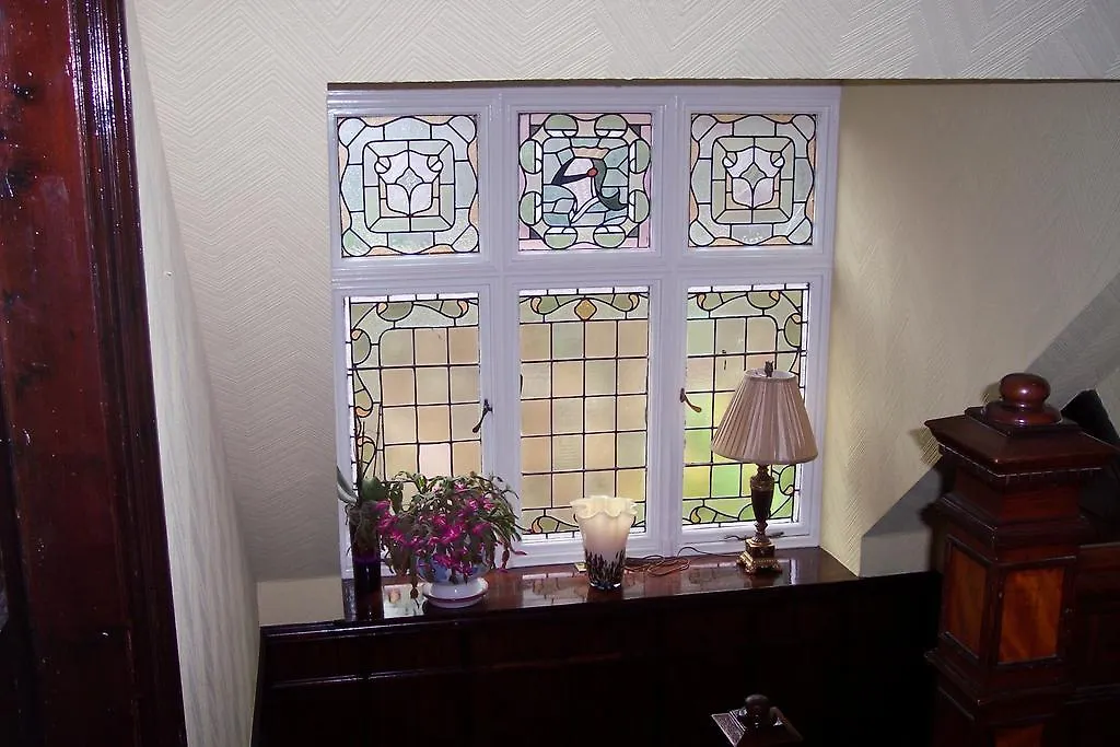 Braehead Guest House-1