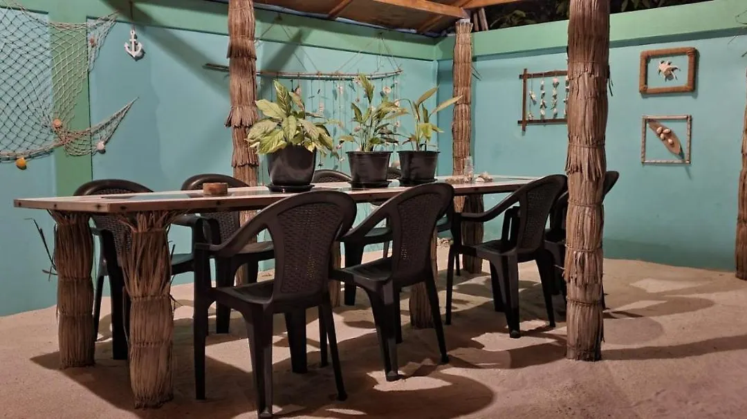 Remora Summer House-1
