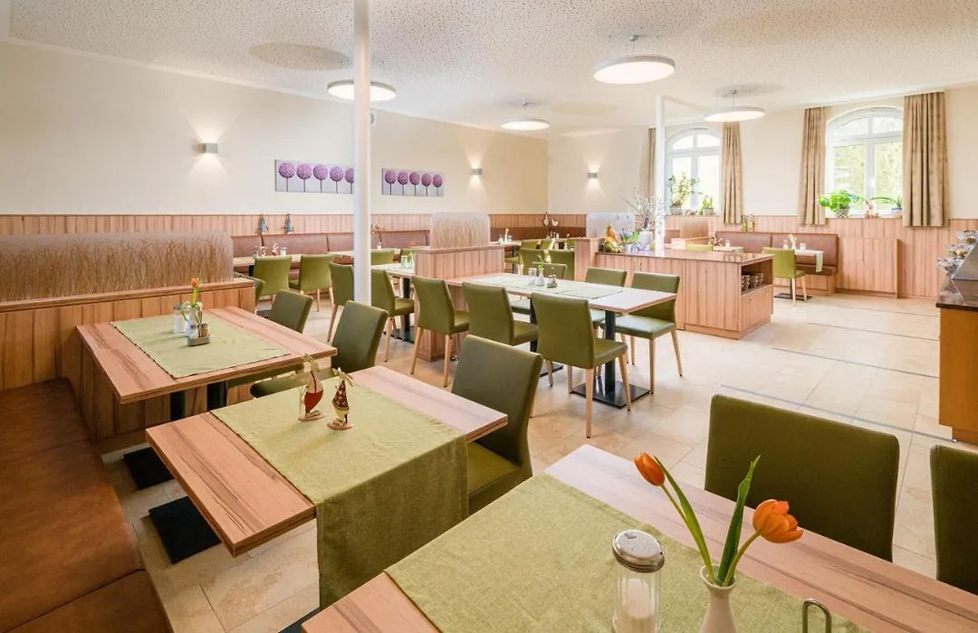 Hotel Goldener Loewe-1
