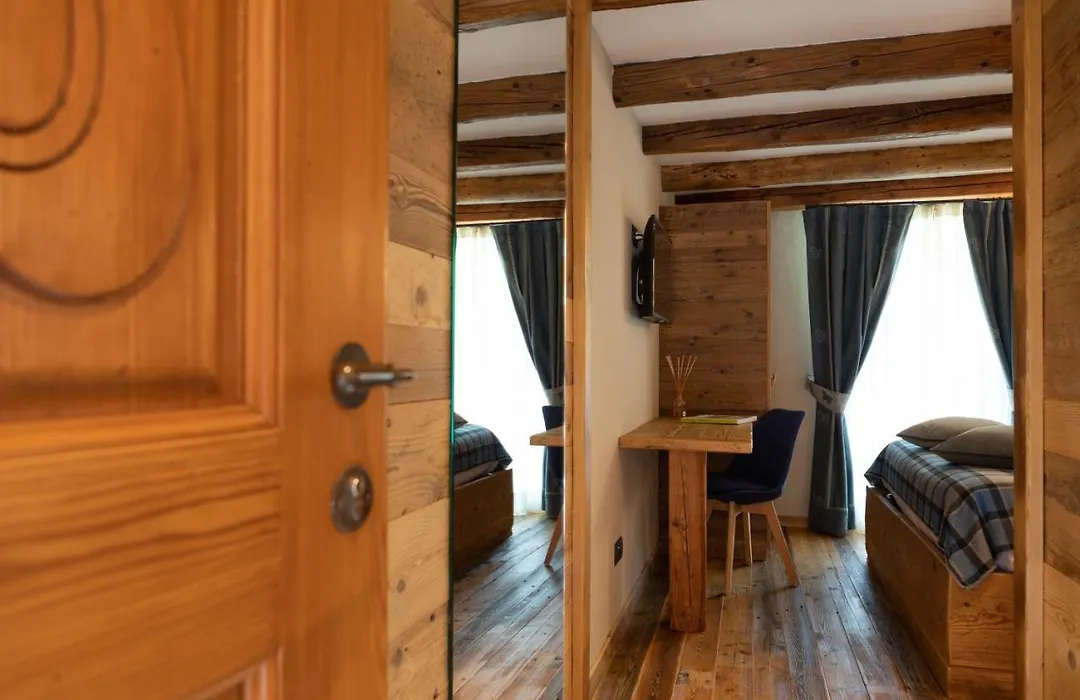 La Cascata Chambres D'Hotes-1