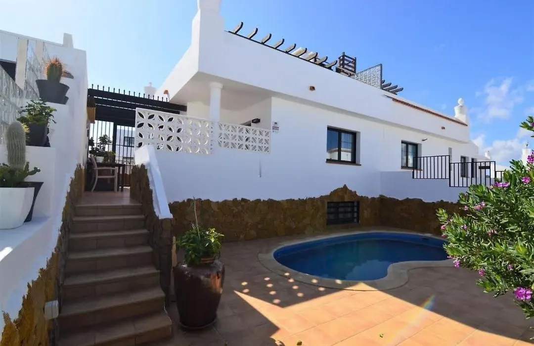 Coco Surfhouse - Coworking Coliving-1