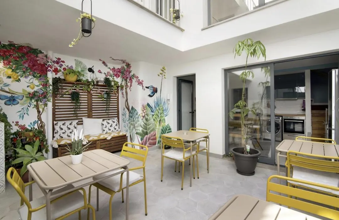 Le Jardin Secret De Faro Guesthouse-1