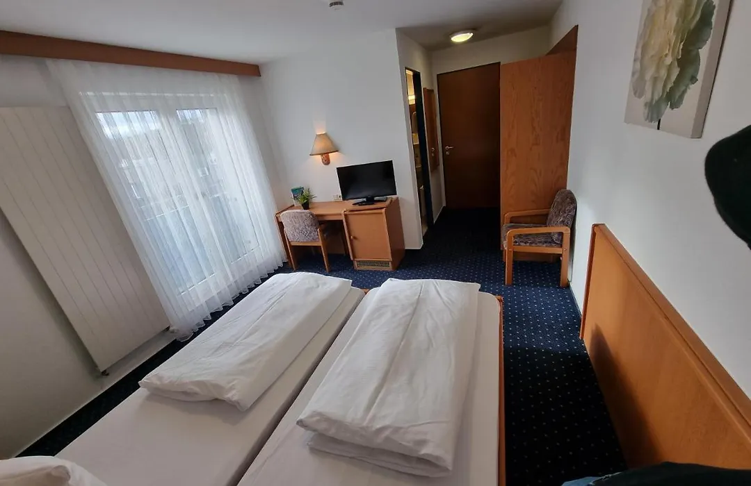 InTeck Hotel-1