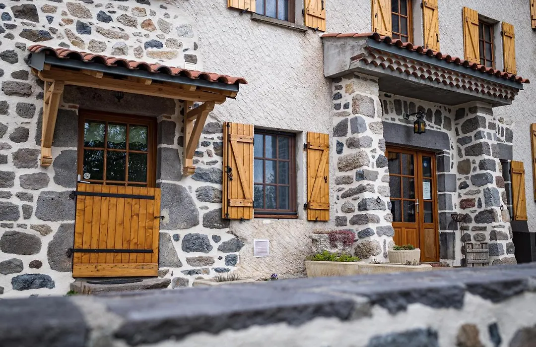 Maison d'Hôte la Grange aux Ayres-1