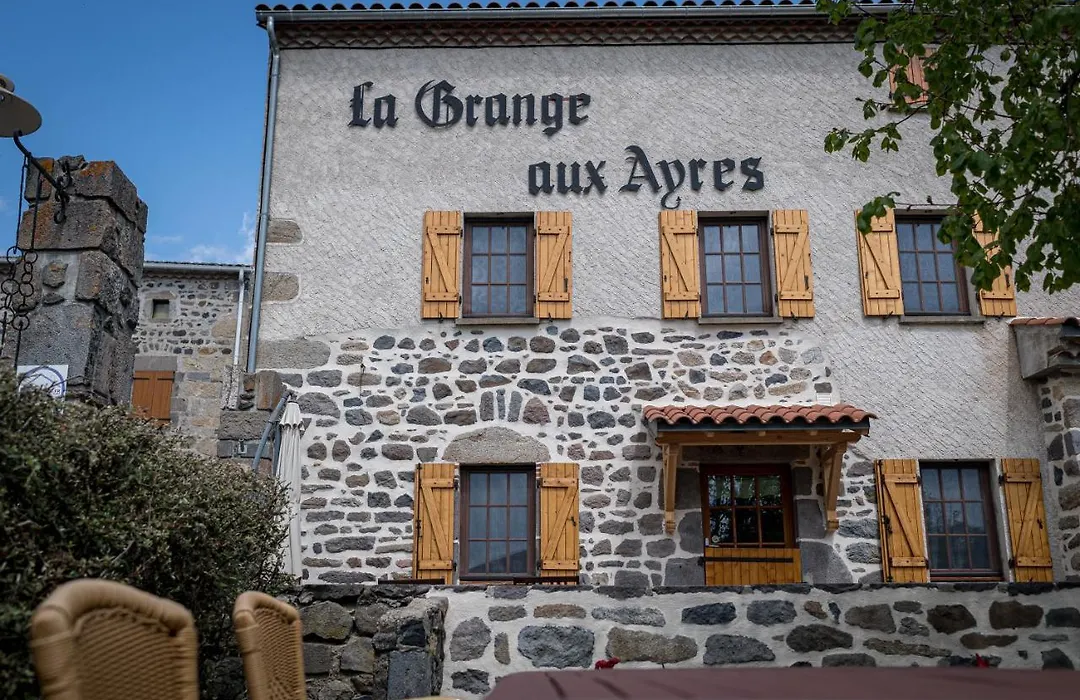 Maison D'Hote La Grange Aux Ayres-1