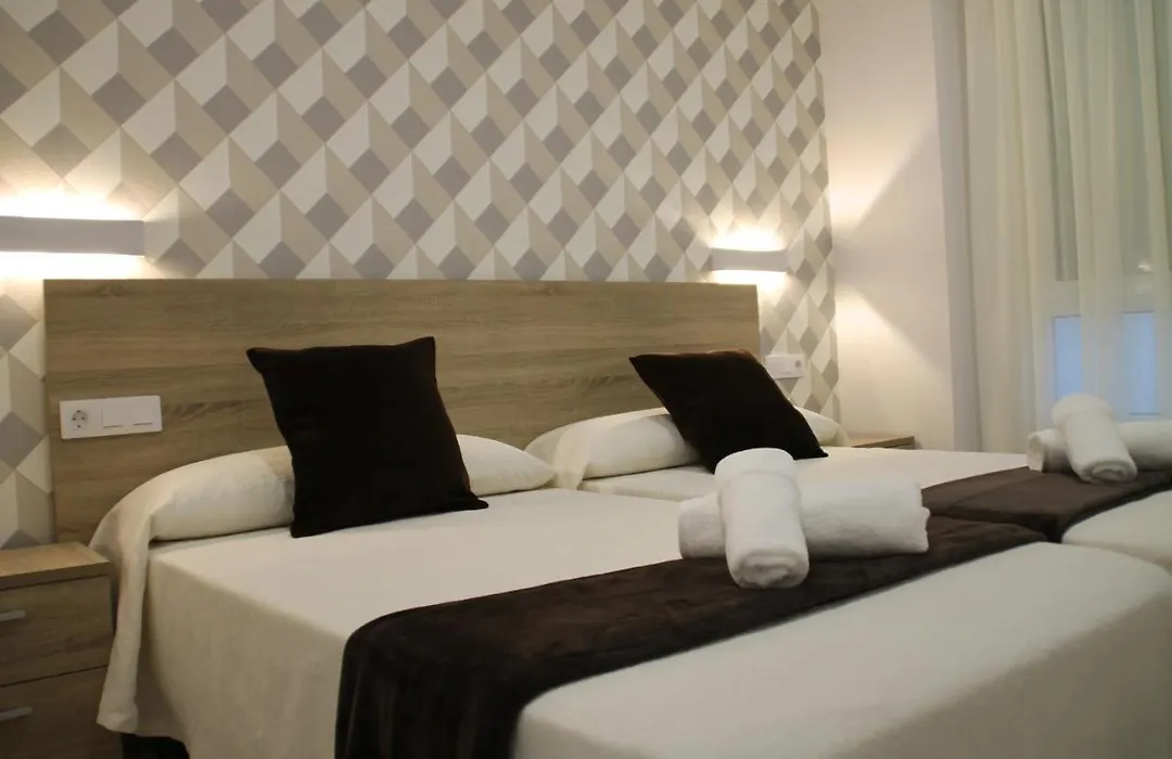 Baixo A Lua Rooming-1