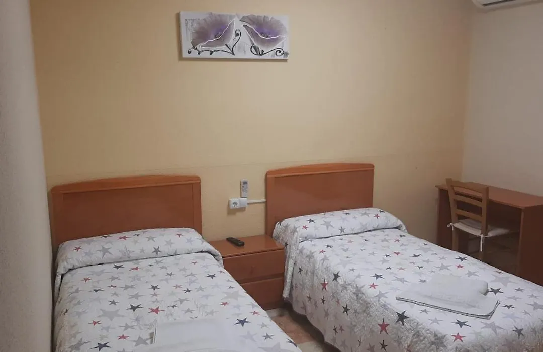 Hostal Los Amigos-1