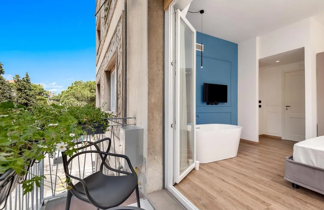 Nelli Rooms Via Veneto-1