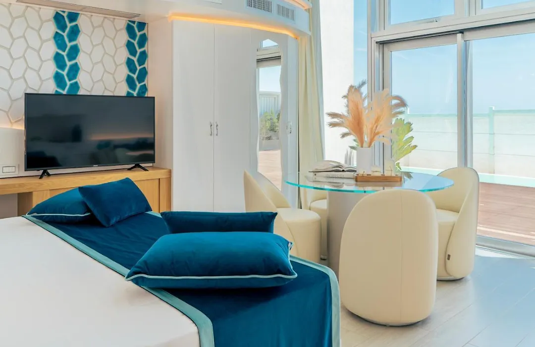 New Bussola - Suites And Beach Club Cagliari Poetto-1