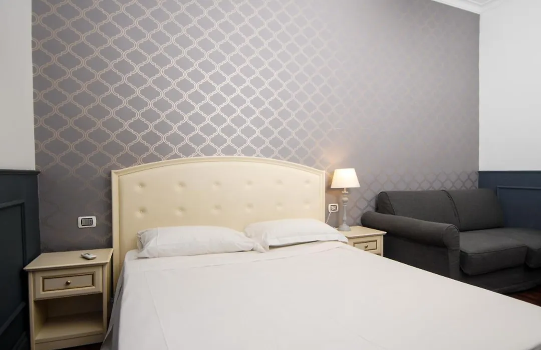 Piccolo Di Piazza Di Spagna Suites-1