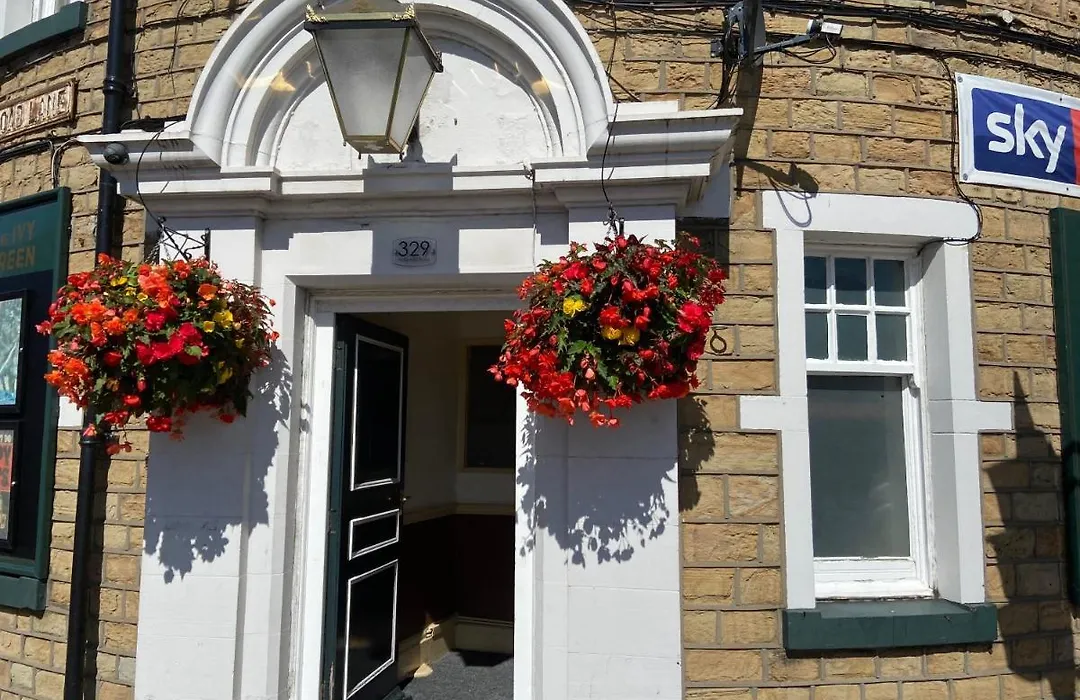 Ivy Green Inn-1