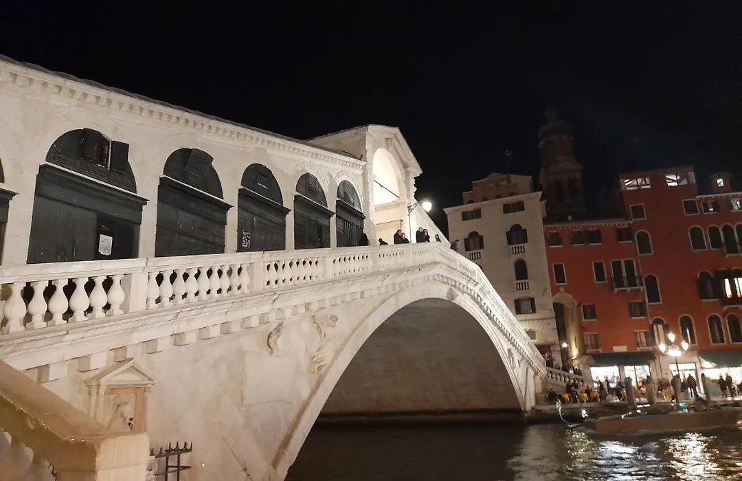 Fosca Venice Rooms-1