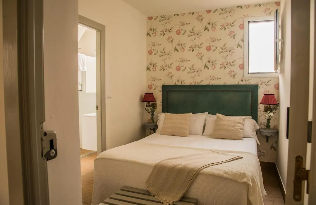 Santacruz Hostal Plaza-1