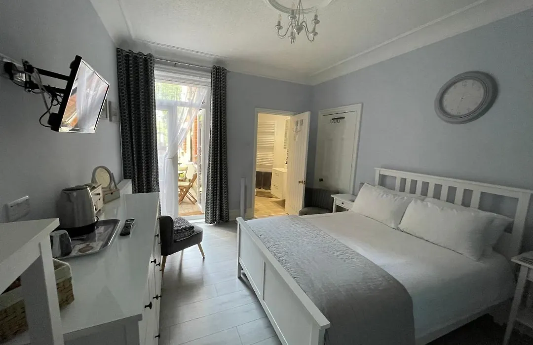 Kates'S Place-1