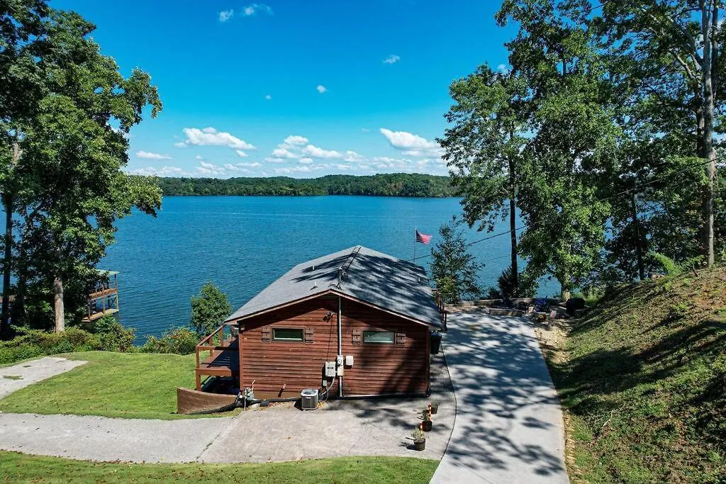 Double J'S Lakehouse-1