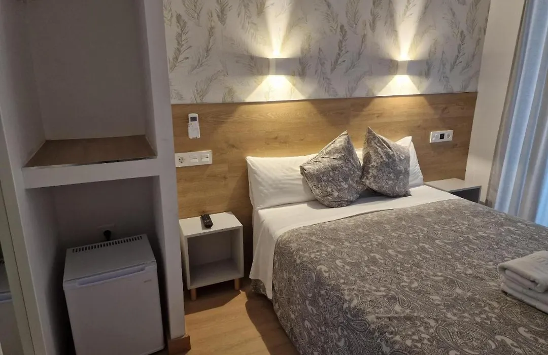 Hostal Esparteros-1