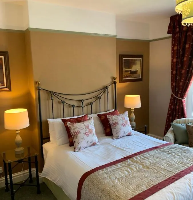 Glendower House-1