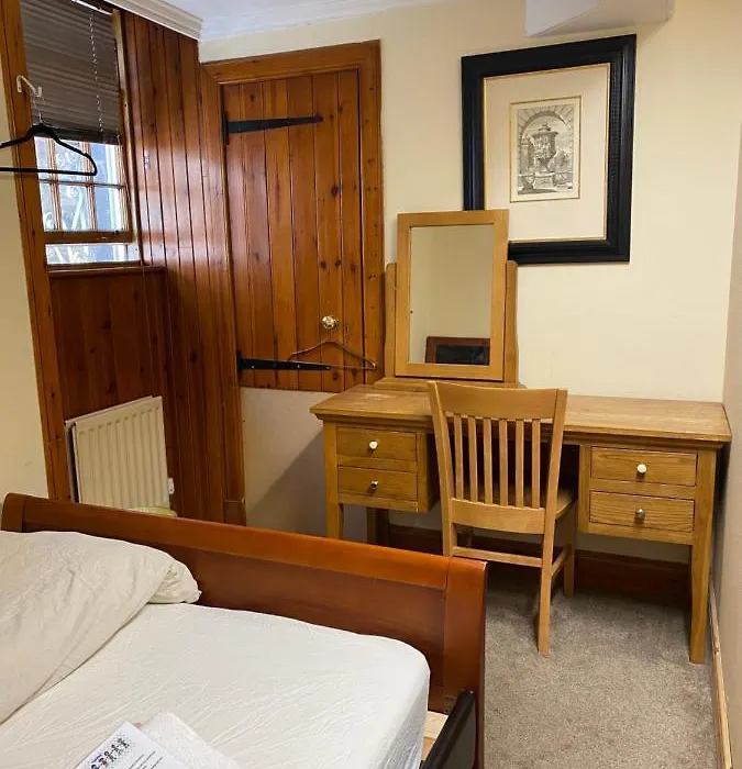 Edinb&B-1