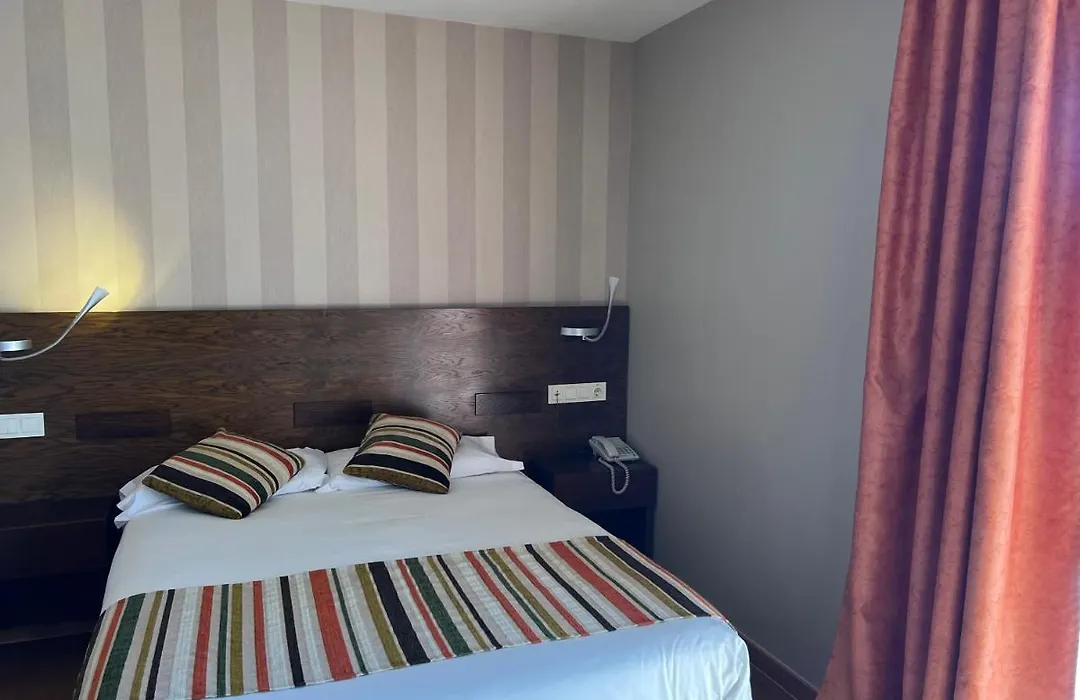 Hostal Los Coronales-1