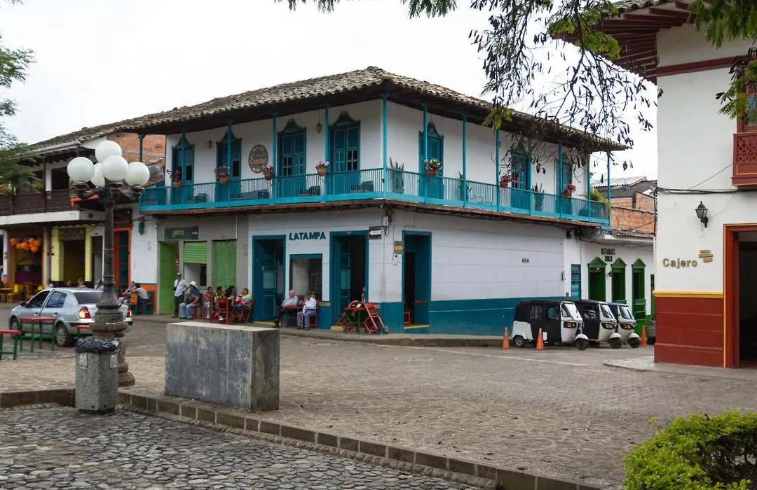 El Balcon De Emma-1