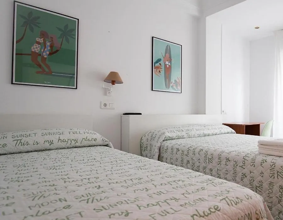 Pension Angelines, Sneuu Hostel Santander-1
