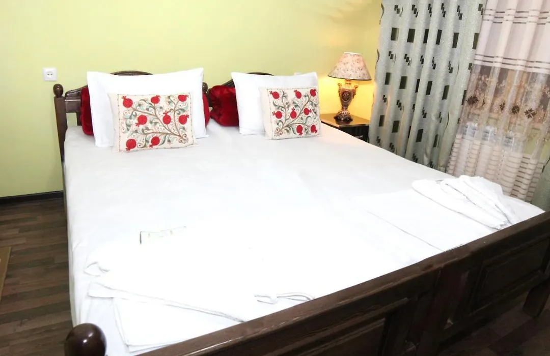 Hotel Al Mansur-1