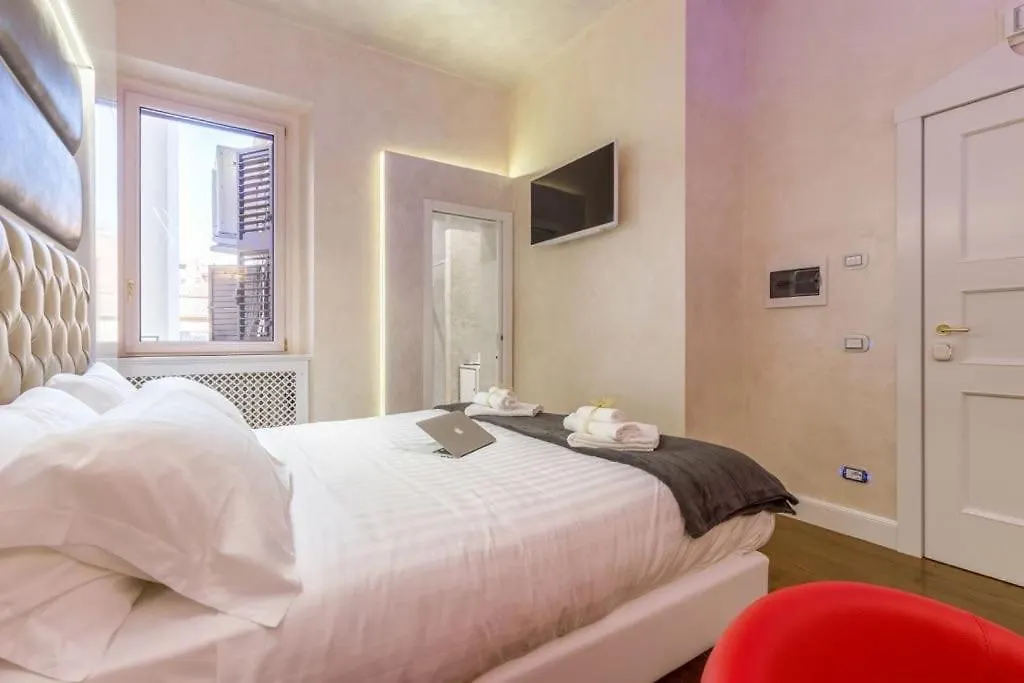 Piazza Venezia Luxury Suite-1