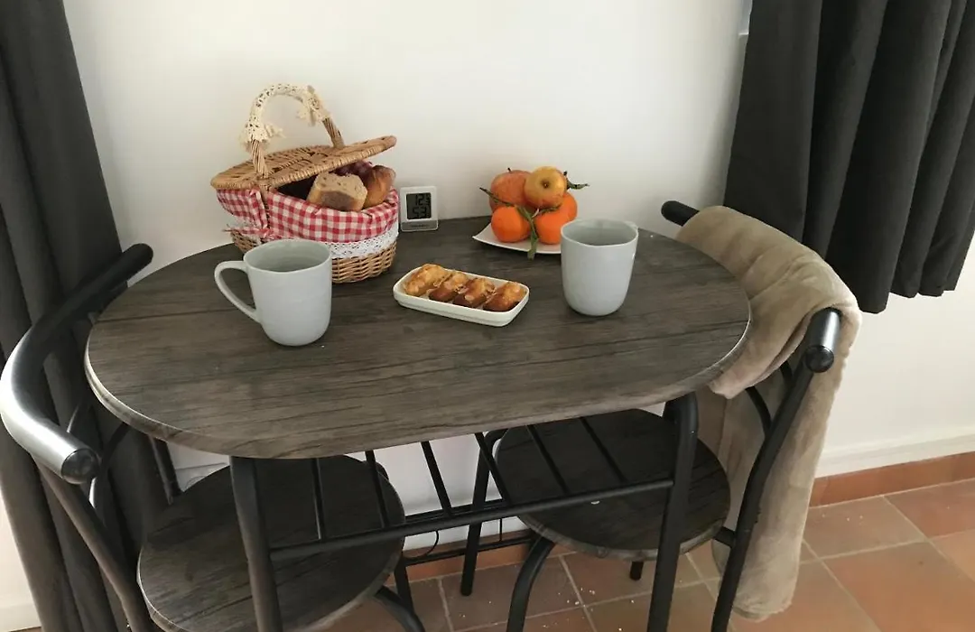 Apres La Pluie-1