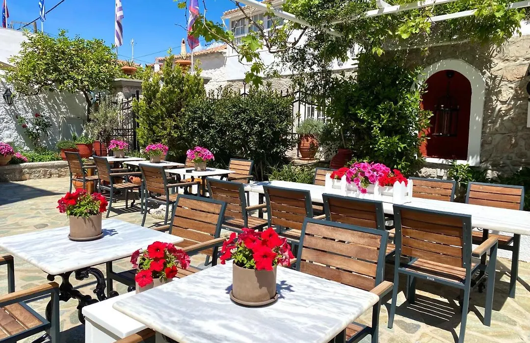 Mistral Hotel-1