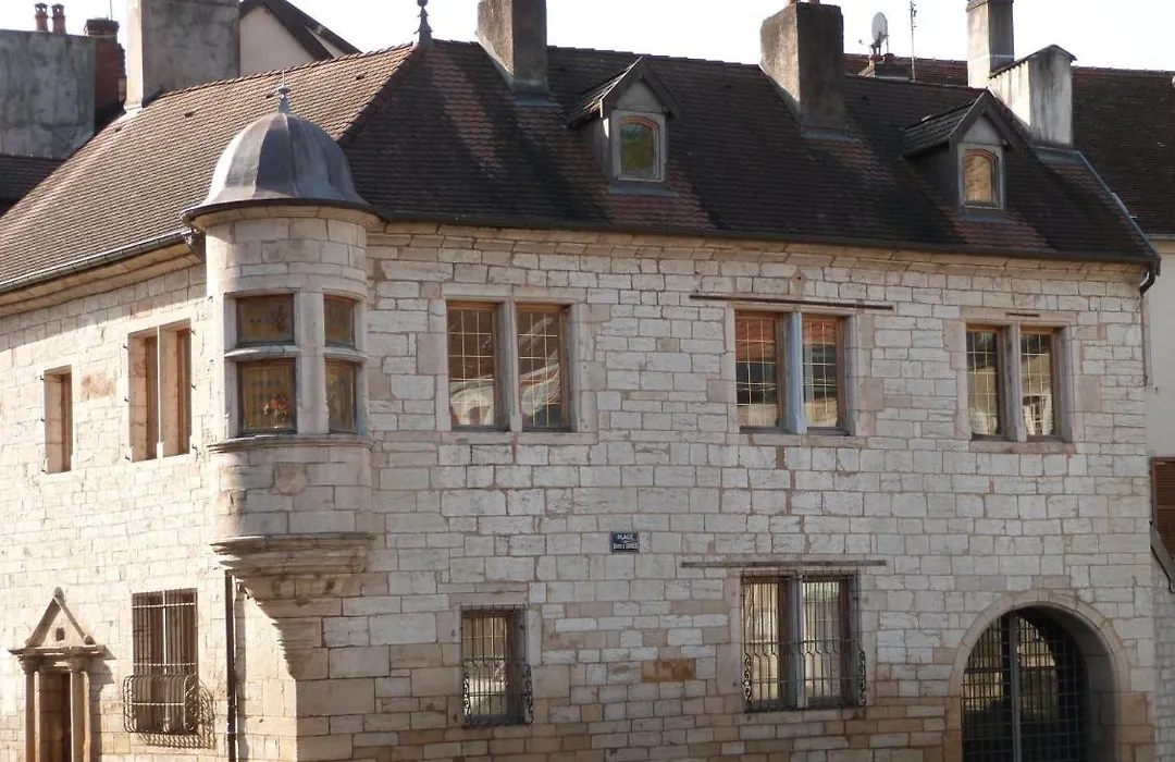 Maison La Tourelle-1