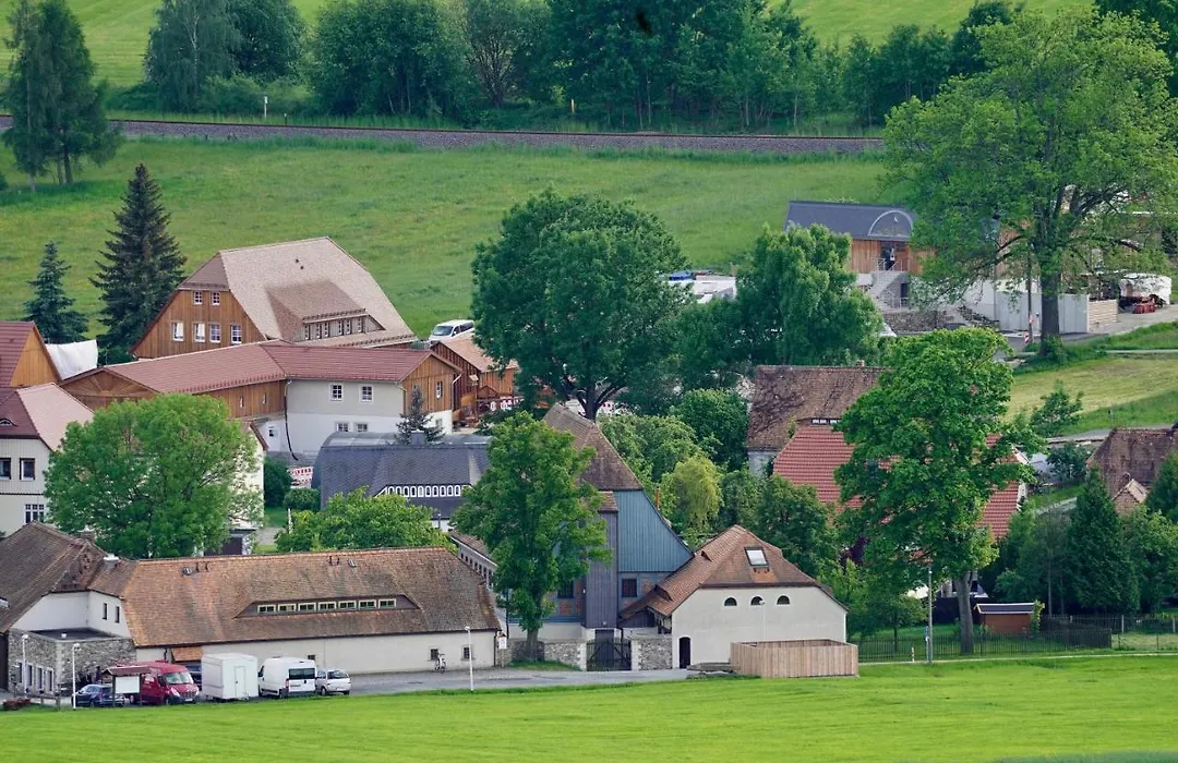 Lerchenberghof-1