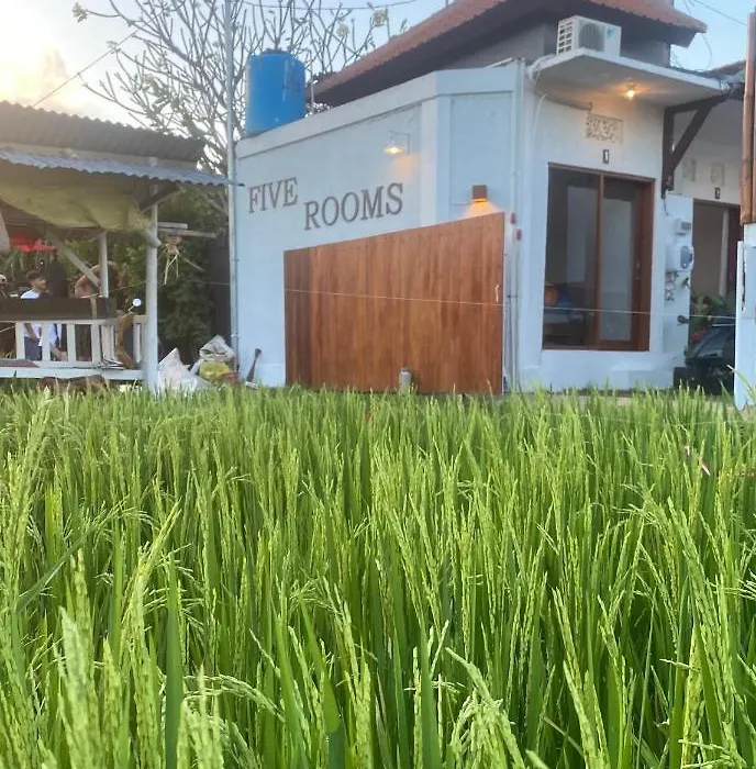 Five Rooms-1