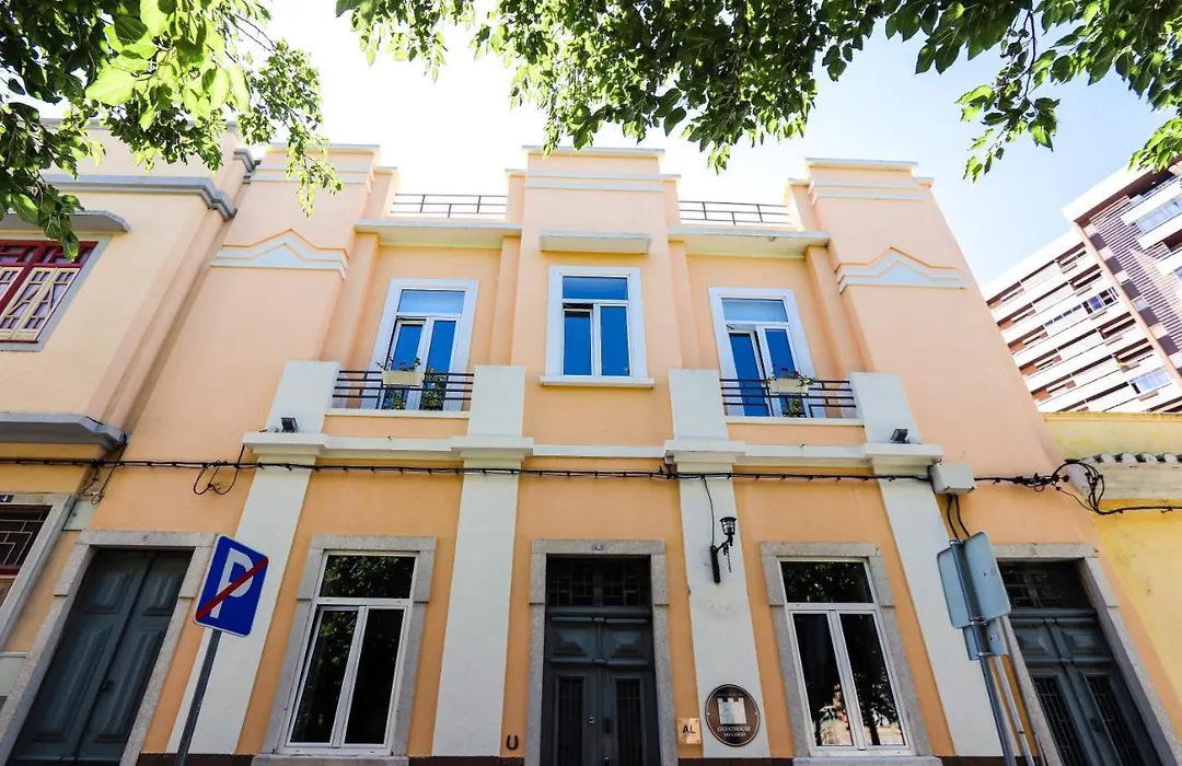 Guest House Do Largo-1