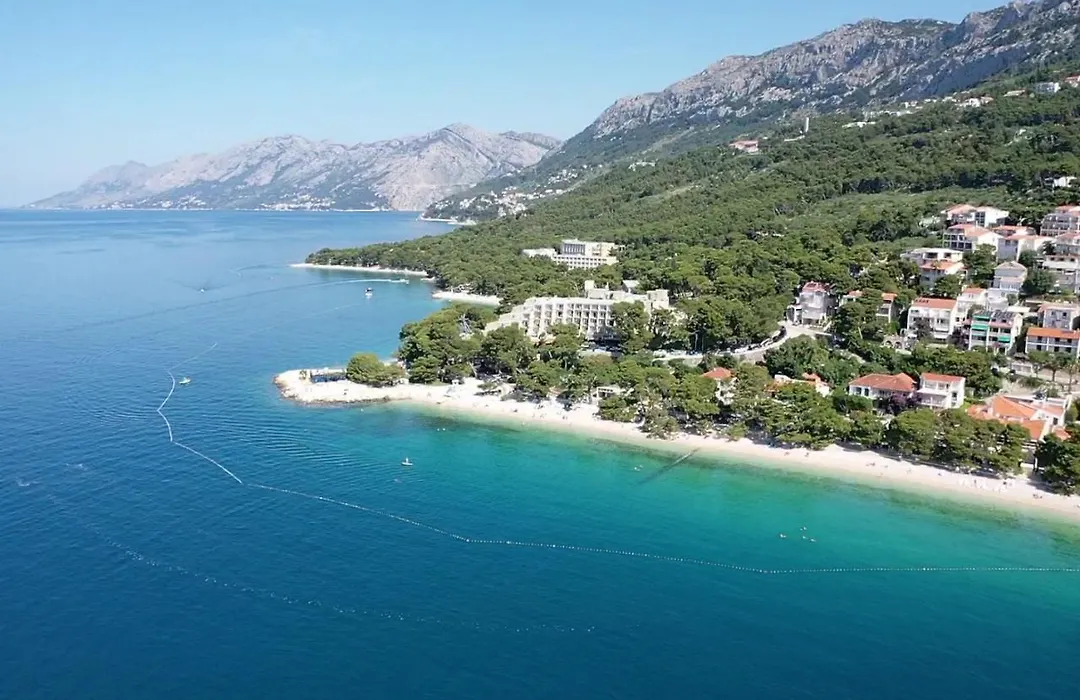 Aurora Beachfront Luxury Rooms&Suites-1