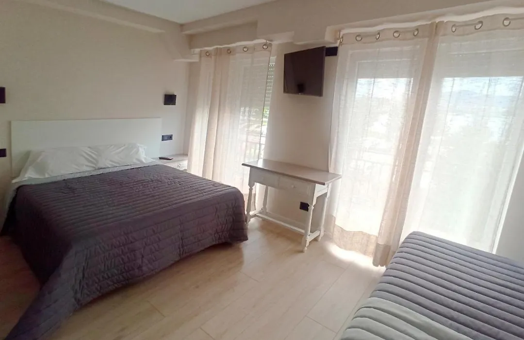 Bahia Rooms Cantabria 3000-1