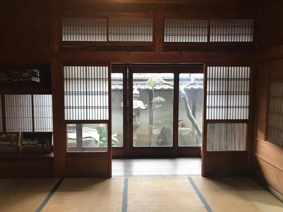 Old Japanese House-1