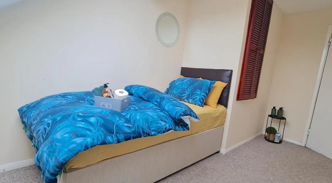 Move Inn Estates - Multiple Rooms-1