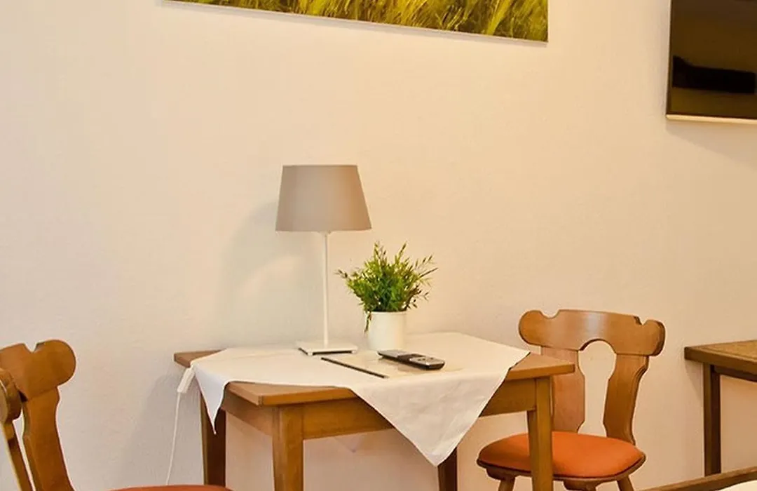Landhotel Dorfschmiede Konditorei-Café-Restaurant-1