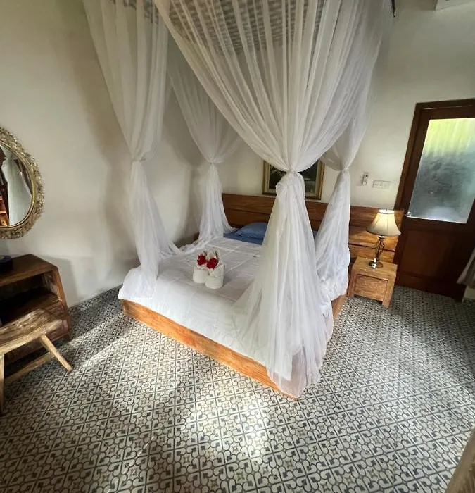 Cantika Zest Guest House-1