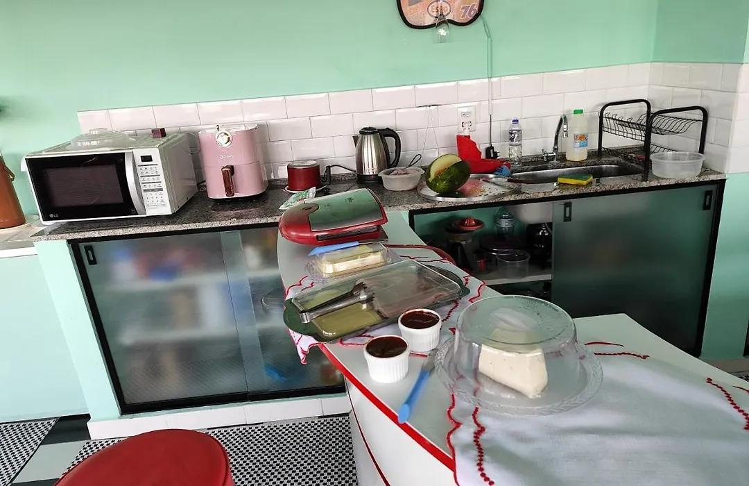 Casa Abacaxi, Vila Mágica-1