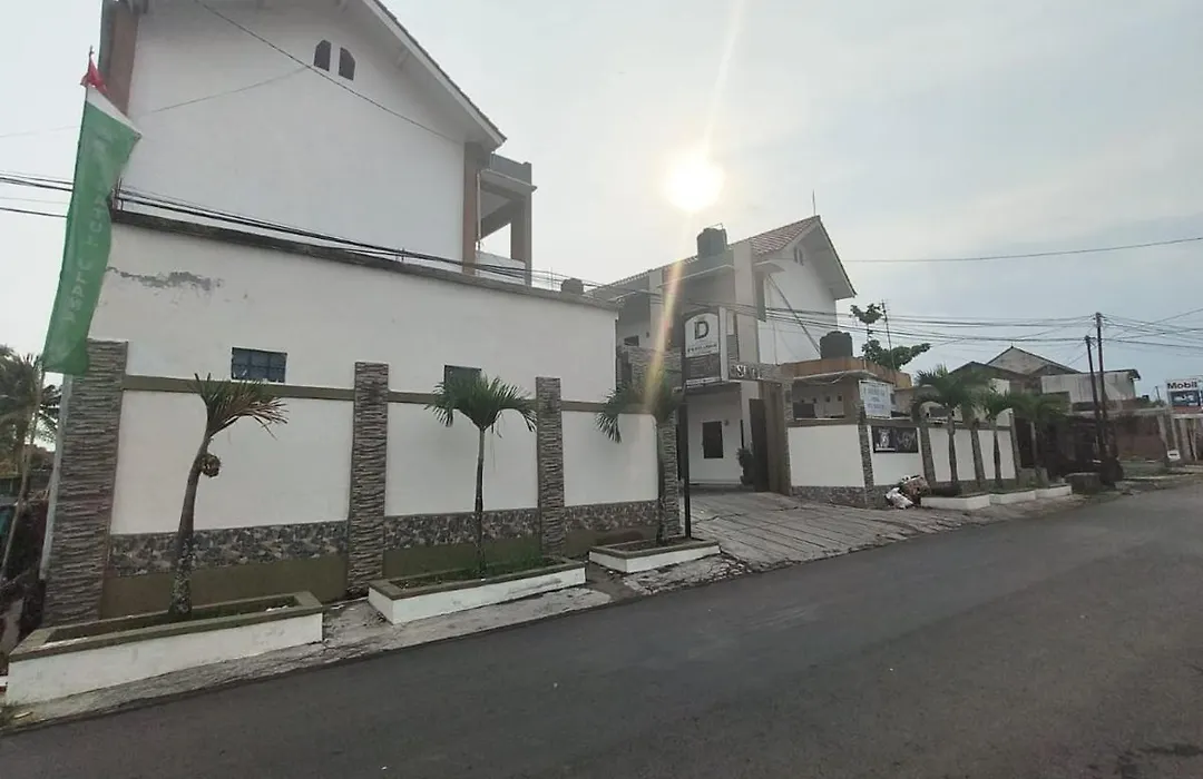 D'Exclusive Guest House-1
