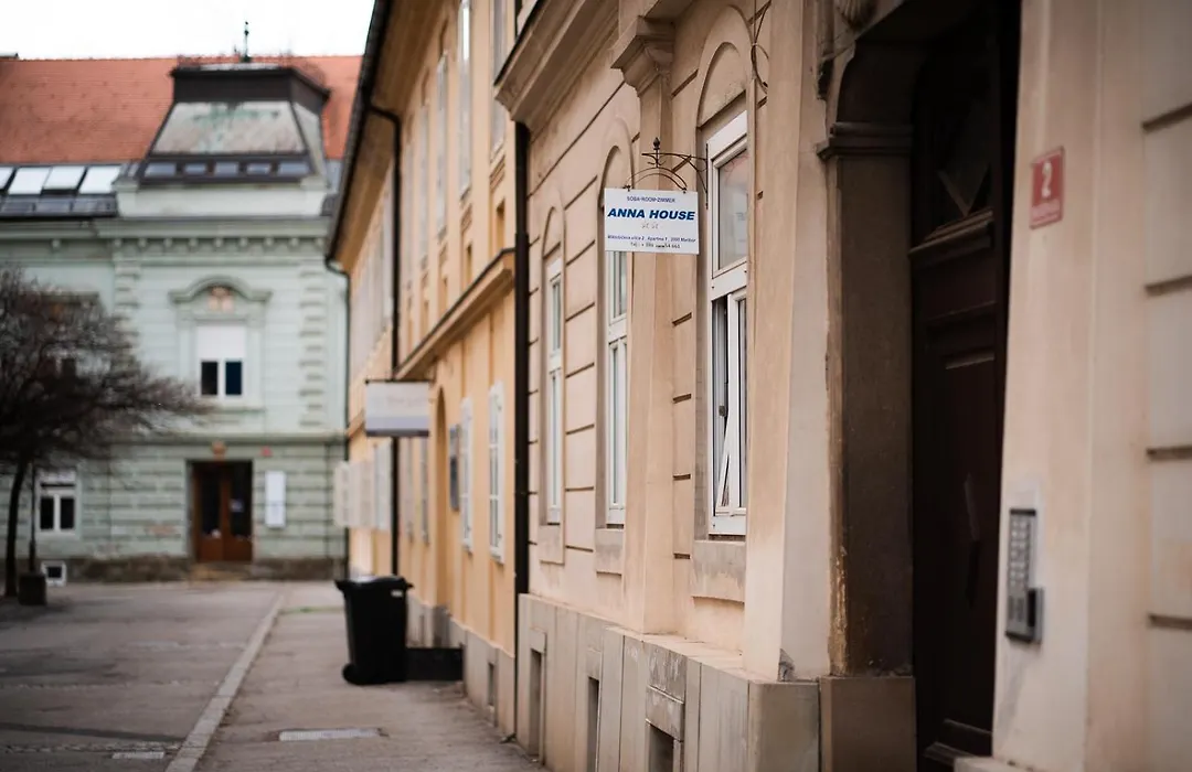 Anna House-1