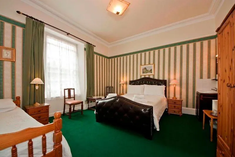 Ashurst Lodge-1