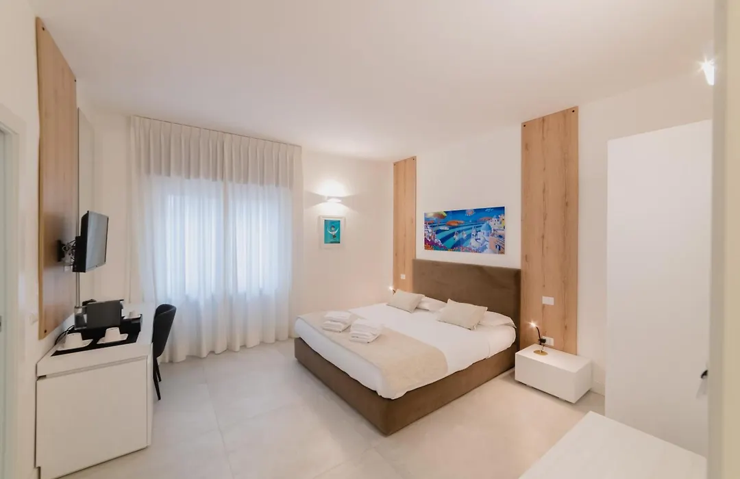 Lo Studio di viale Lo Re camere&caffe’-1