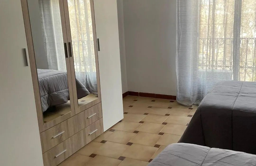Apartamentos Leonor-1