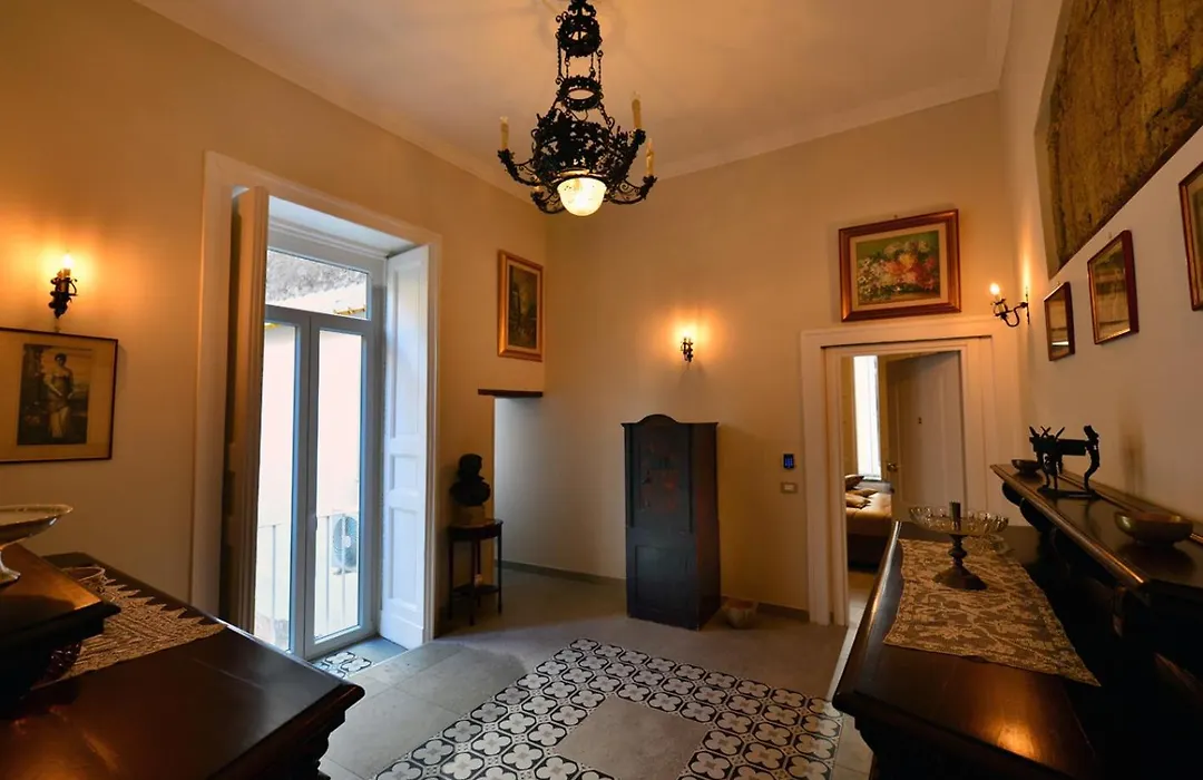 Xenia Neapolis-1
