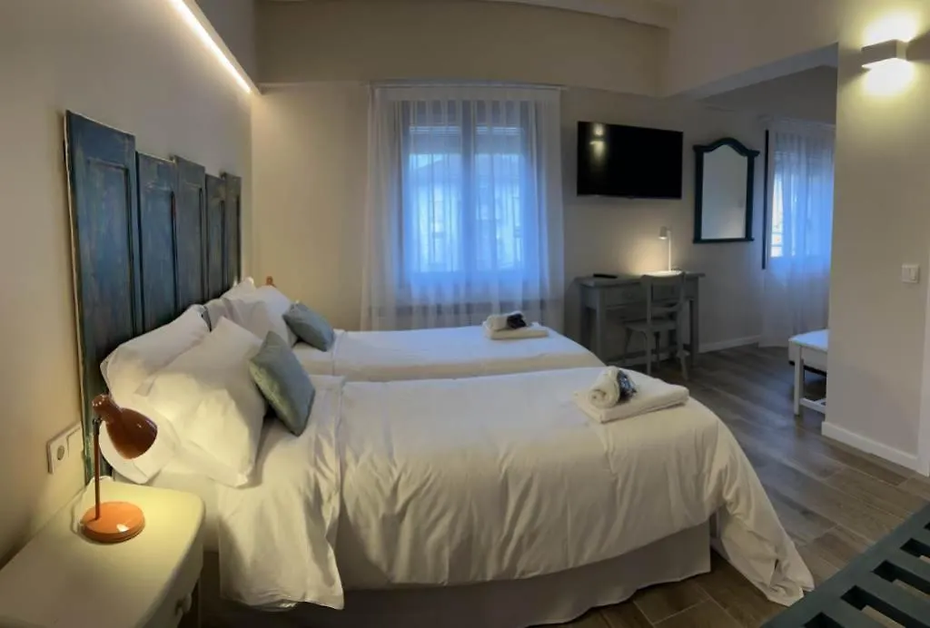Hostal Cal Pericas-1