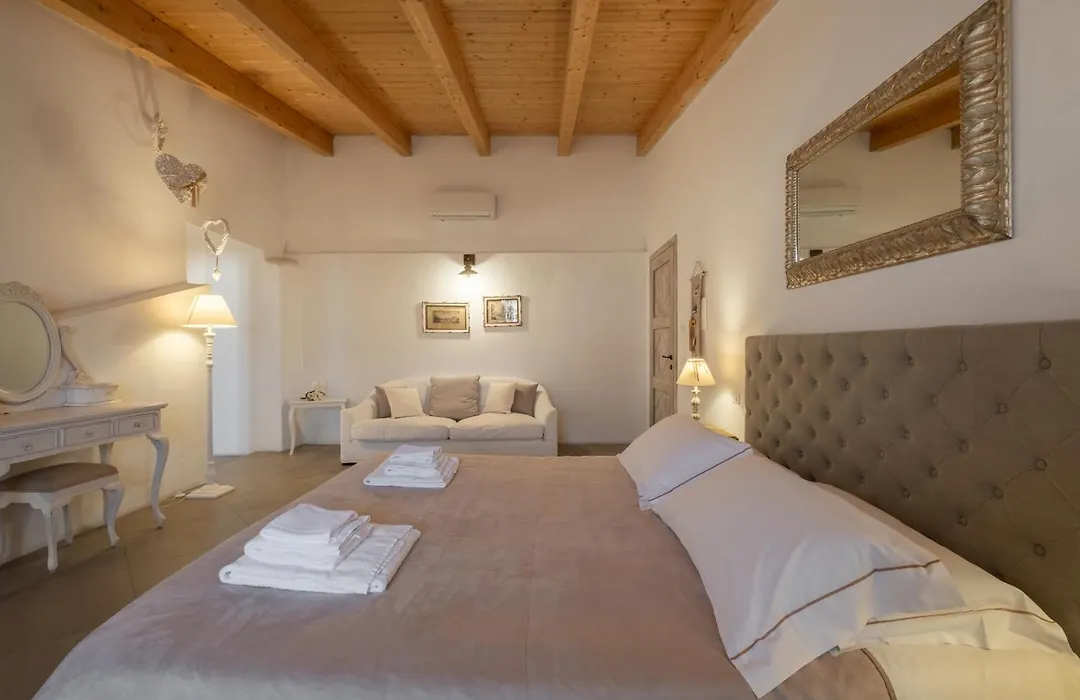 Dimoras Boutique Rooms-1